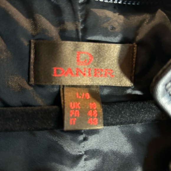 DANIER Sz L Long Line Button Closure Leather Jacket With Pockets and Funnel Neck - Picture 3 of 11